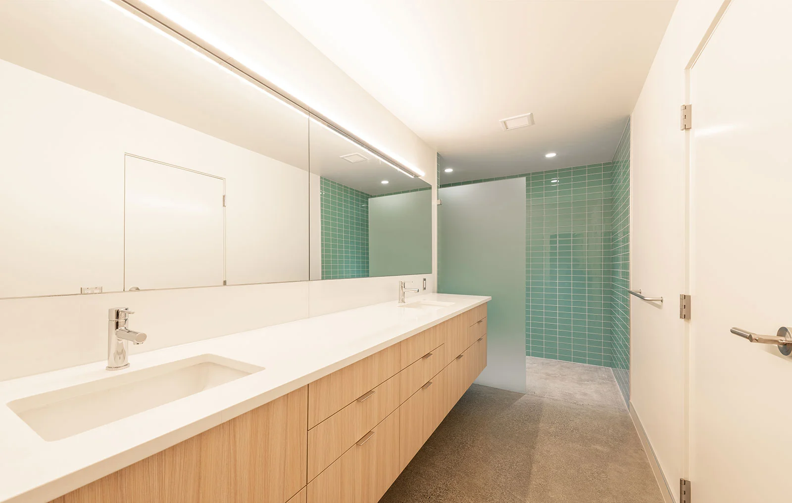 BUILD-LLC-Dunn-Int-Kids-Bathroom-01#.jpg