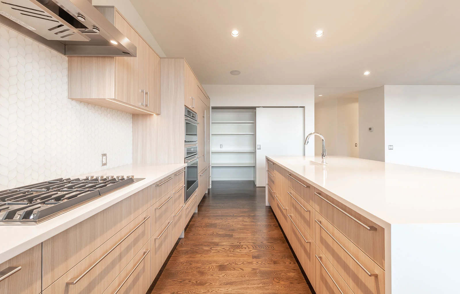 BUILD-LLC-Dunn-Int-Kitchen-06#.jpg