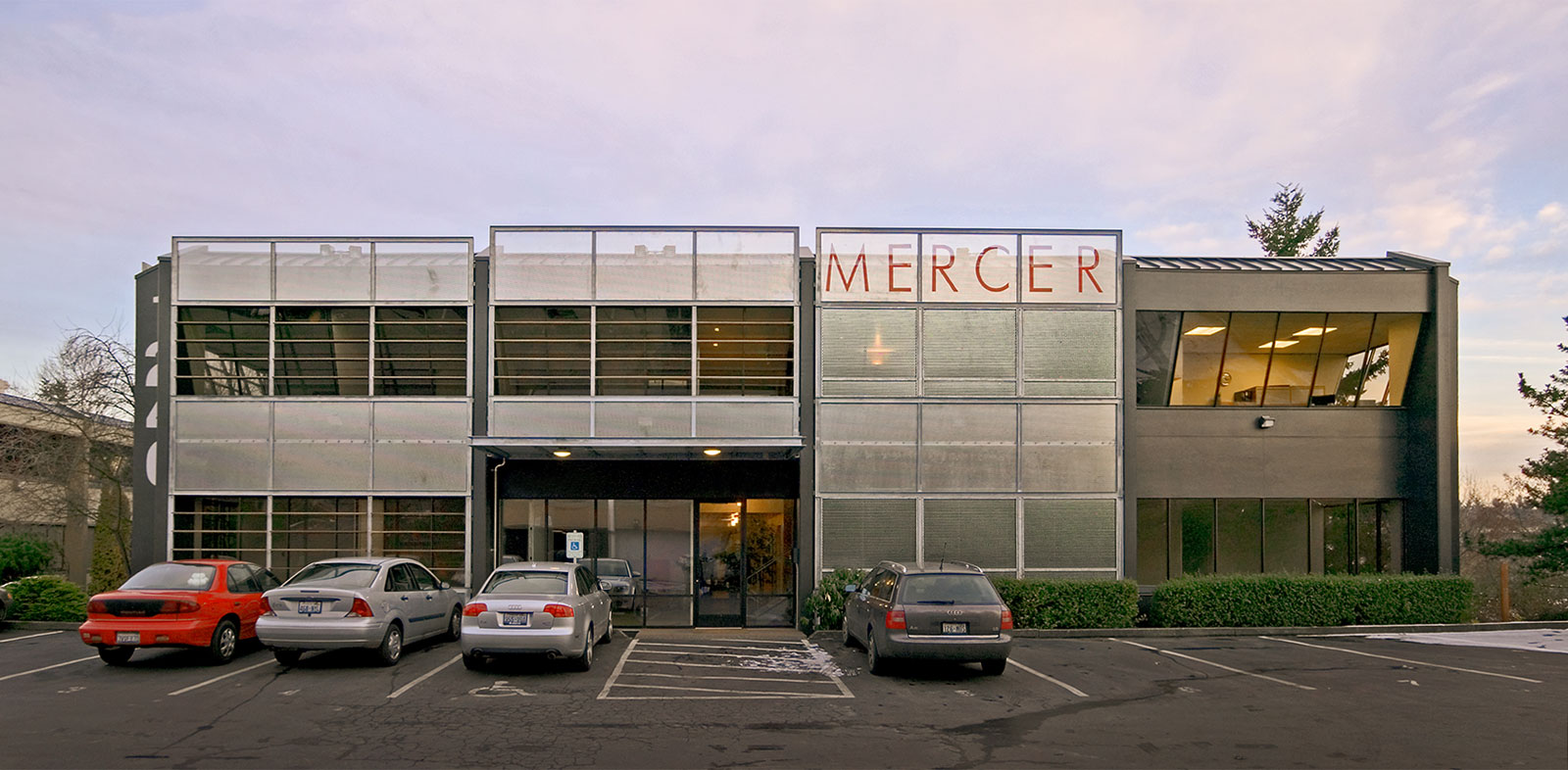 BUILD-LLC-Mercer-Edu-Ext-W-00.jpg
