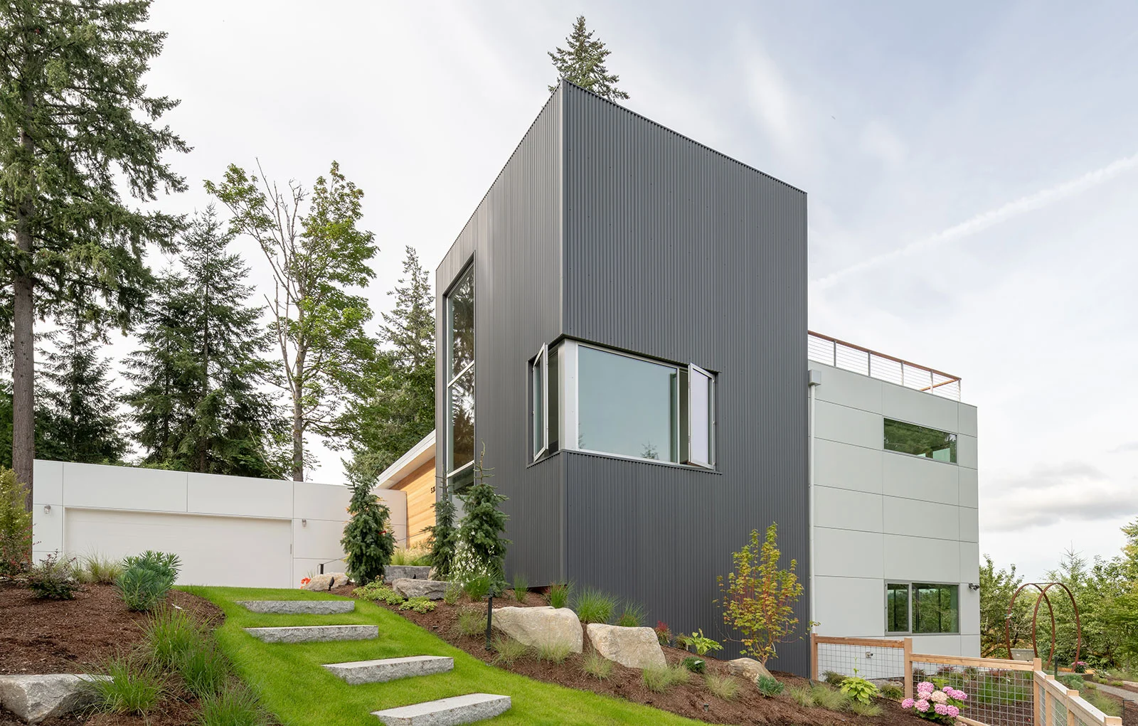 BUILD-LLC-Dunn-Ext-NE-04#.jpg