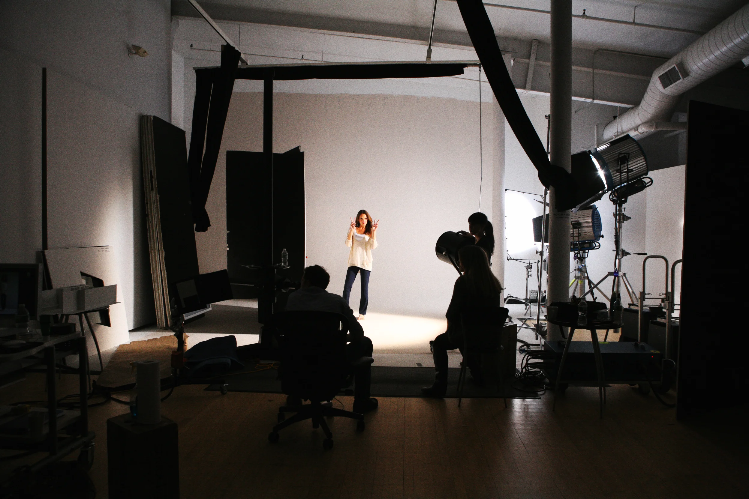 EILEEN FISHER shoot on set with Sergio Kurhajec 