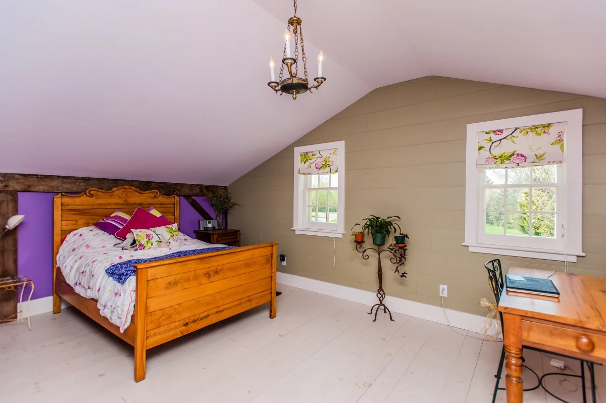 bedroom2.jpg