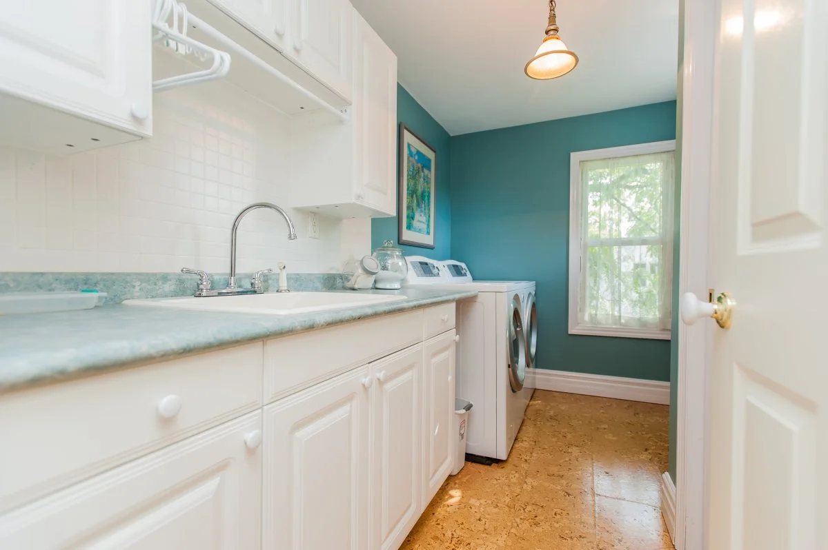 -laundryroom.jpg