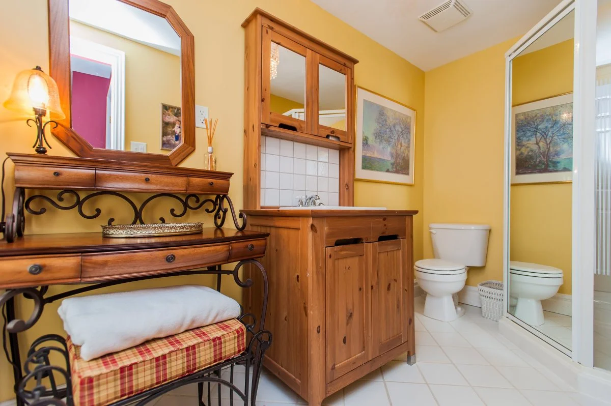 9-bedroom1-ensuite.jpg