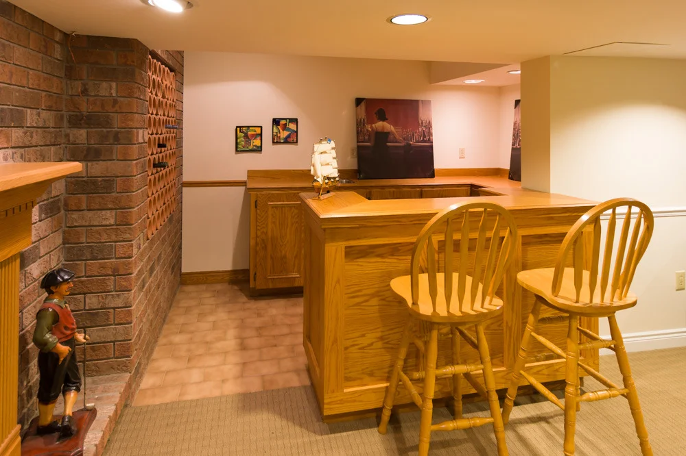 25_longwater-63 basement bar.jpg