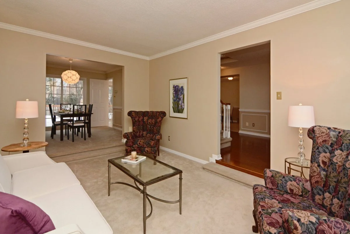 31_ferndell_circle_mls_hid791952_roomlivingdiningroom1.jpg
