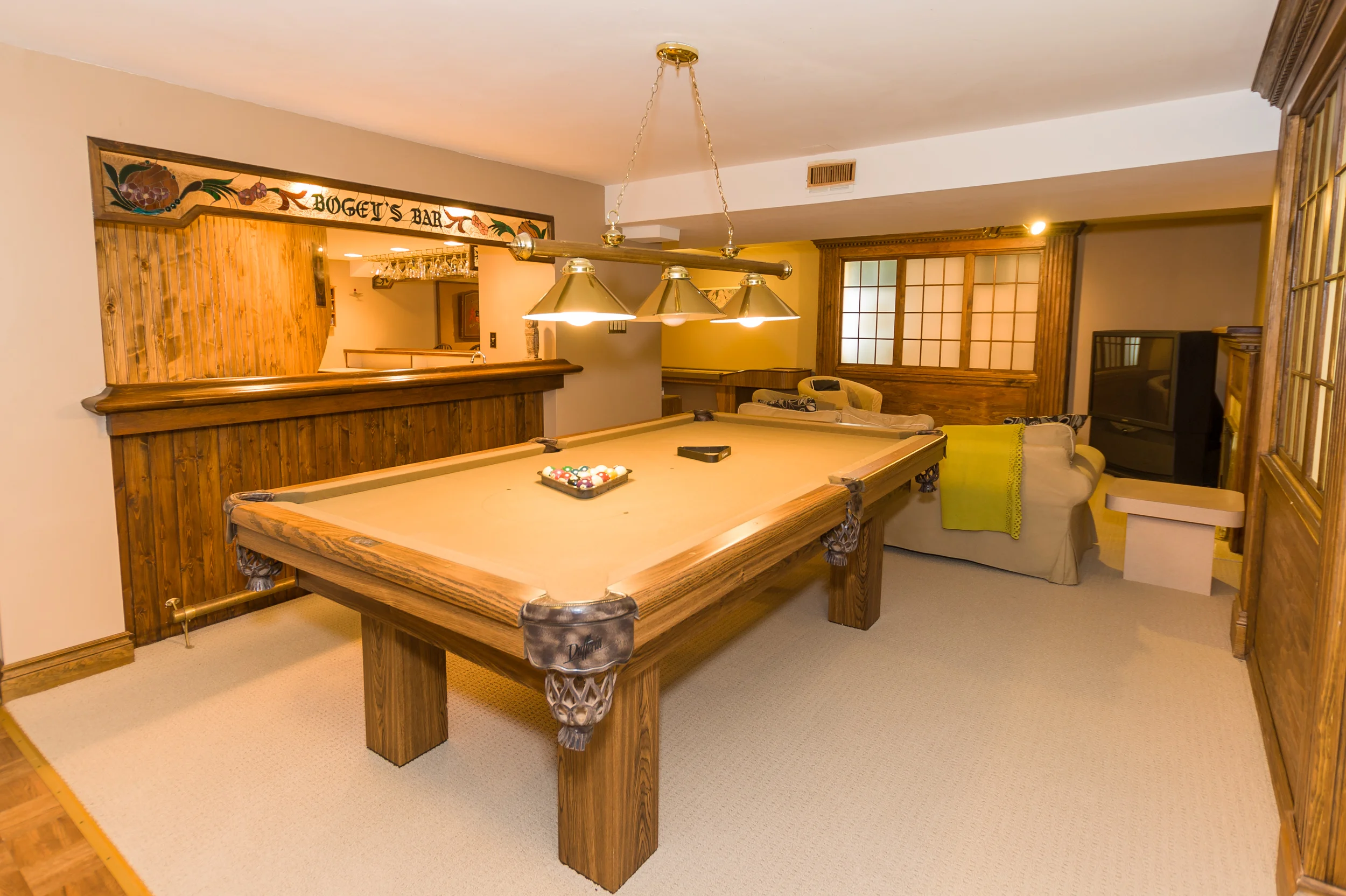 51Normandale-4096 Recreation Room 1.jpg
