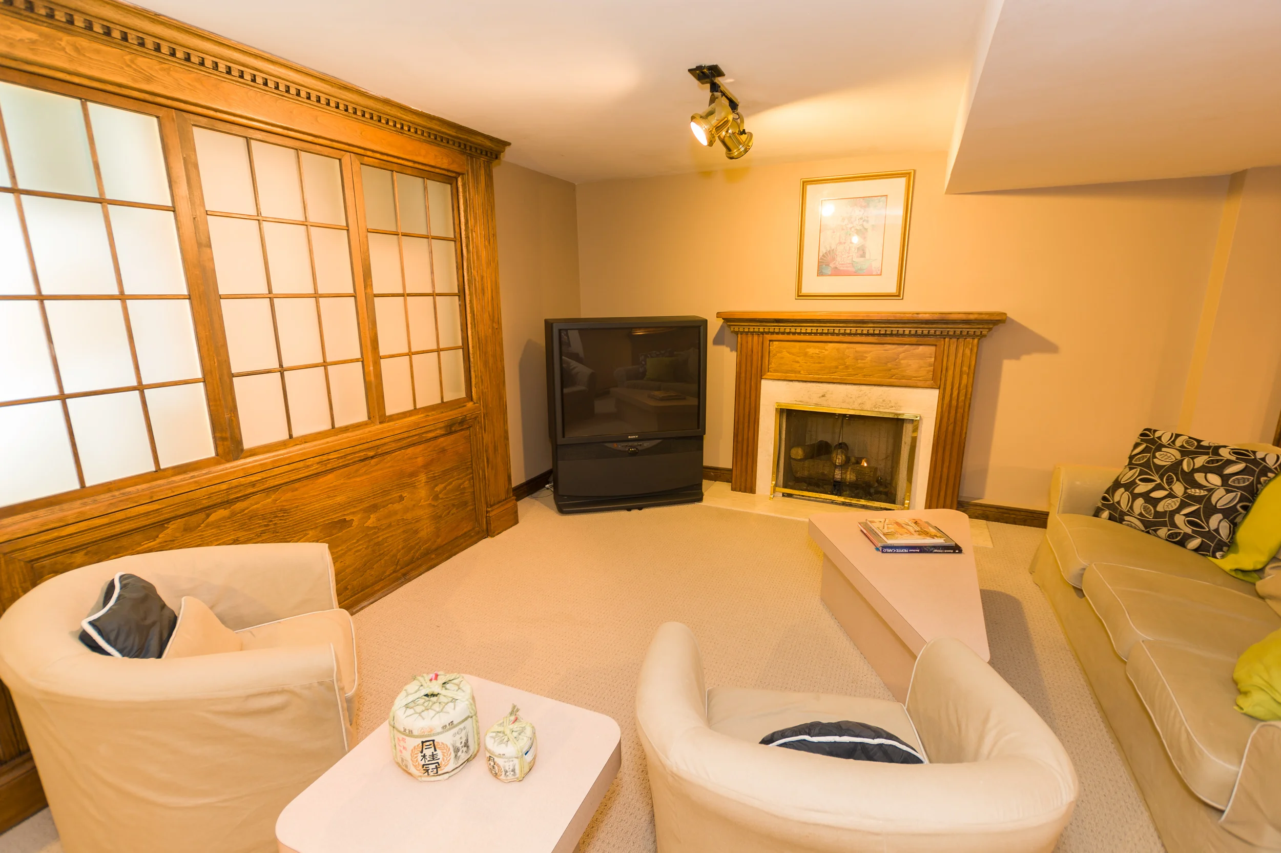 51Normandale-4101 Recreation Room 2.jpg