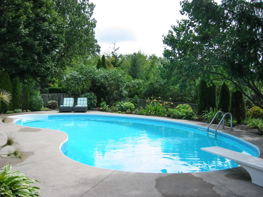 81LongwaterChase-141 Backyard 2.jpg