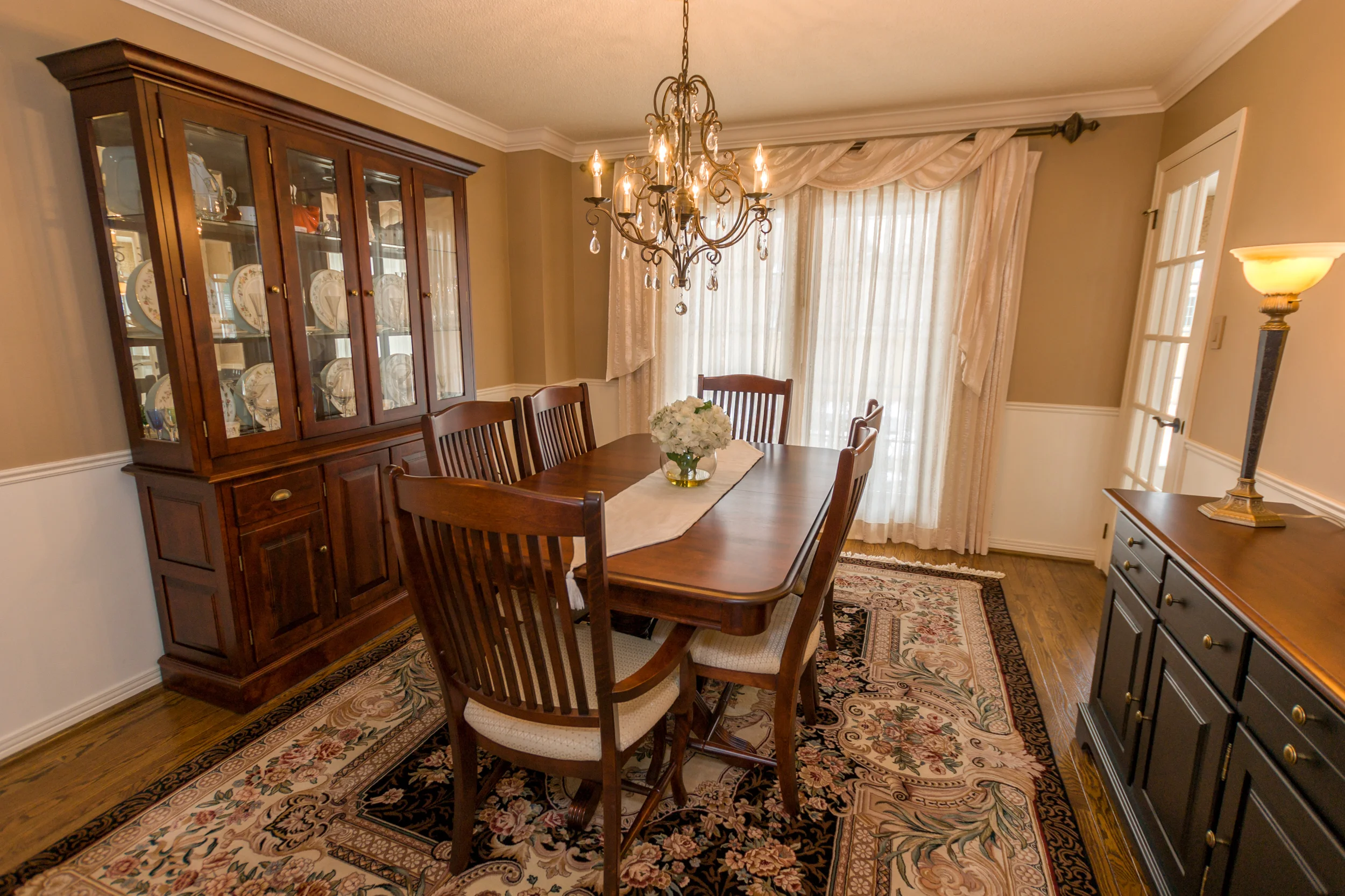19-Pinebrook-Hollow-21 Dining.jpg