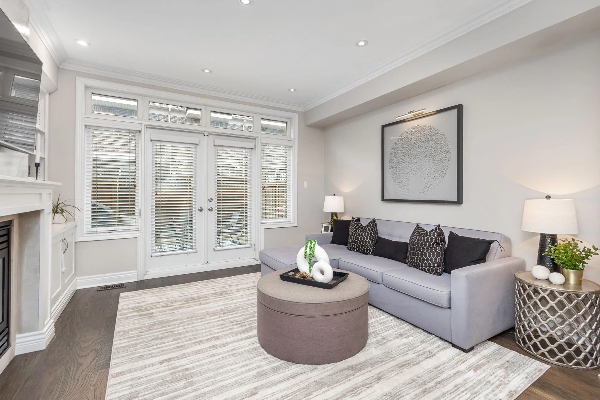 010 - 114 Six Point Rd, Toronto, ON.JPG