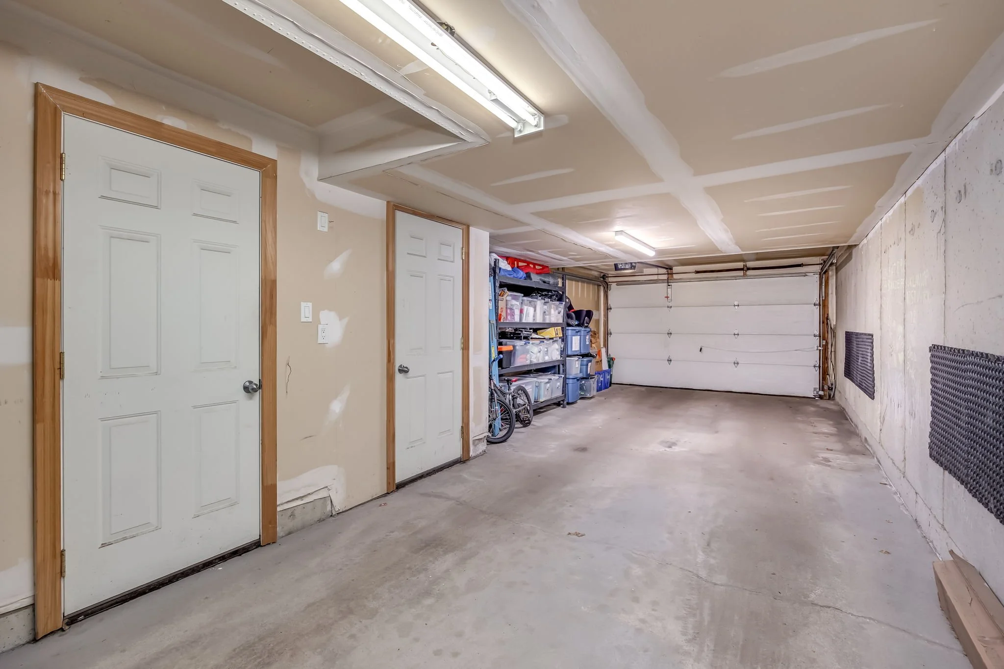 034 - 114 Six Point Rd, Toronto, ON.JPG