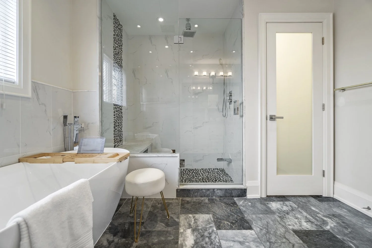 046_36 Athol Ave_Vardy Media.jpg