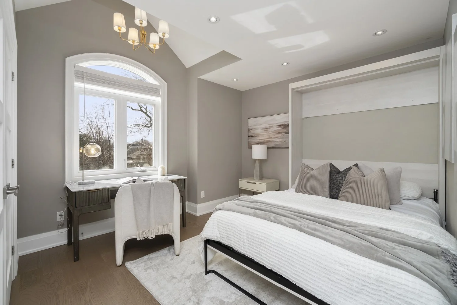 050_36 Athol Ave_Vardy Media.jpg