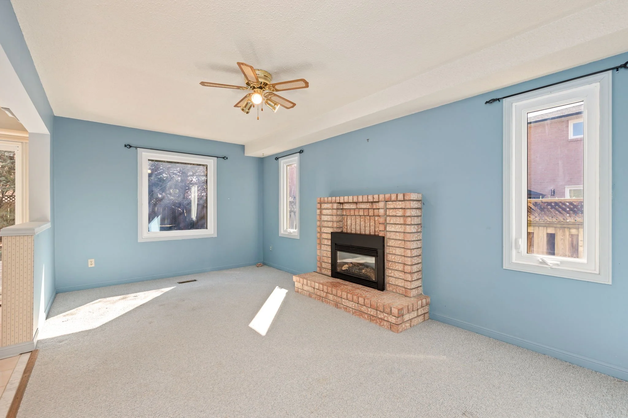 008 - 3 Bryant Rd, Markham.JPG