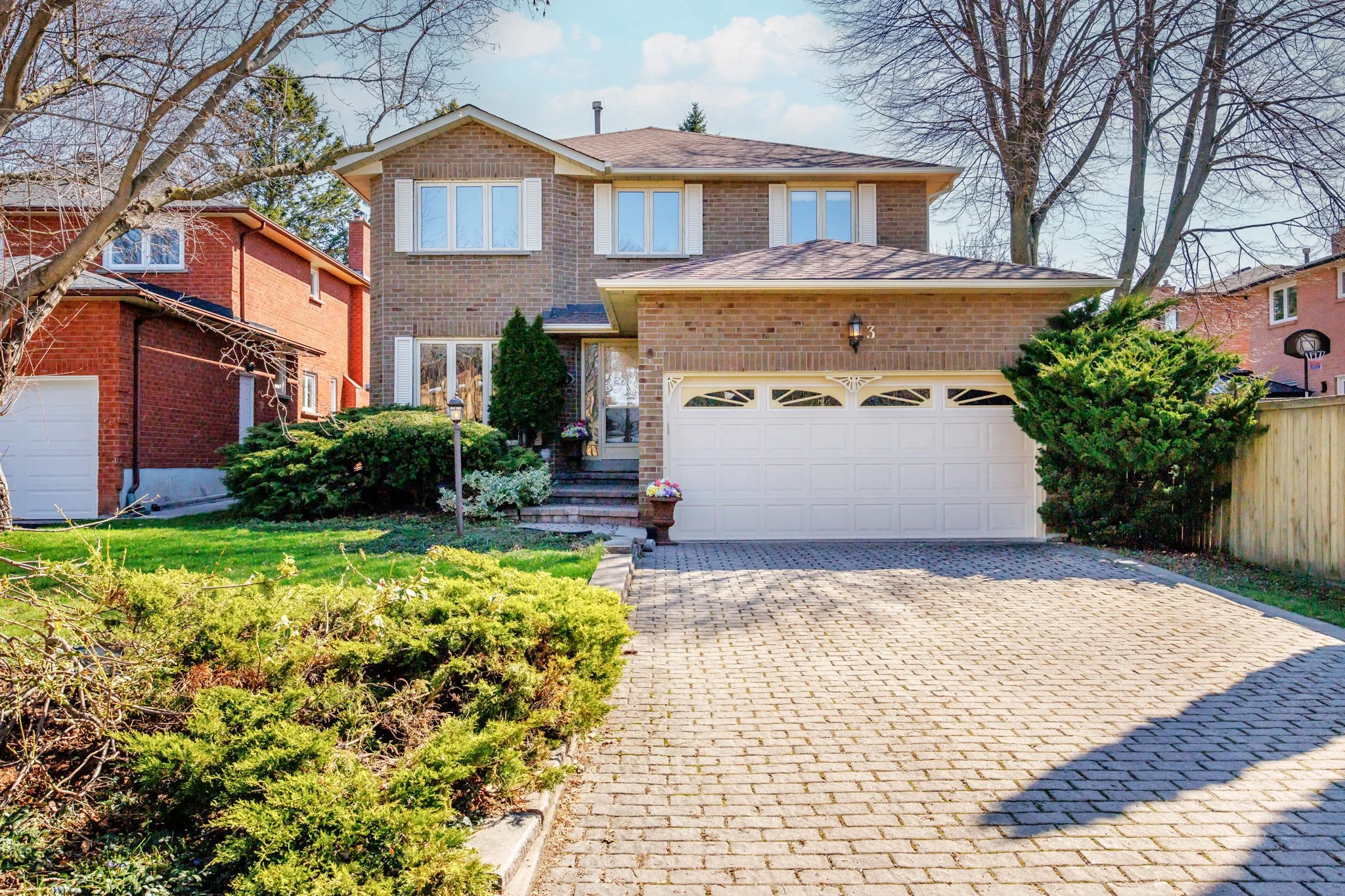 000 - 3 Bryant Rd, Markham MAIN.jpg