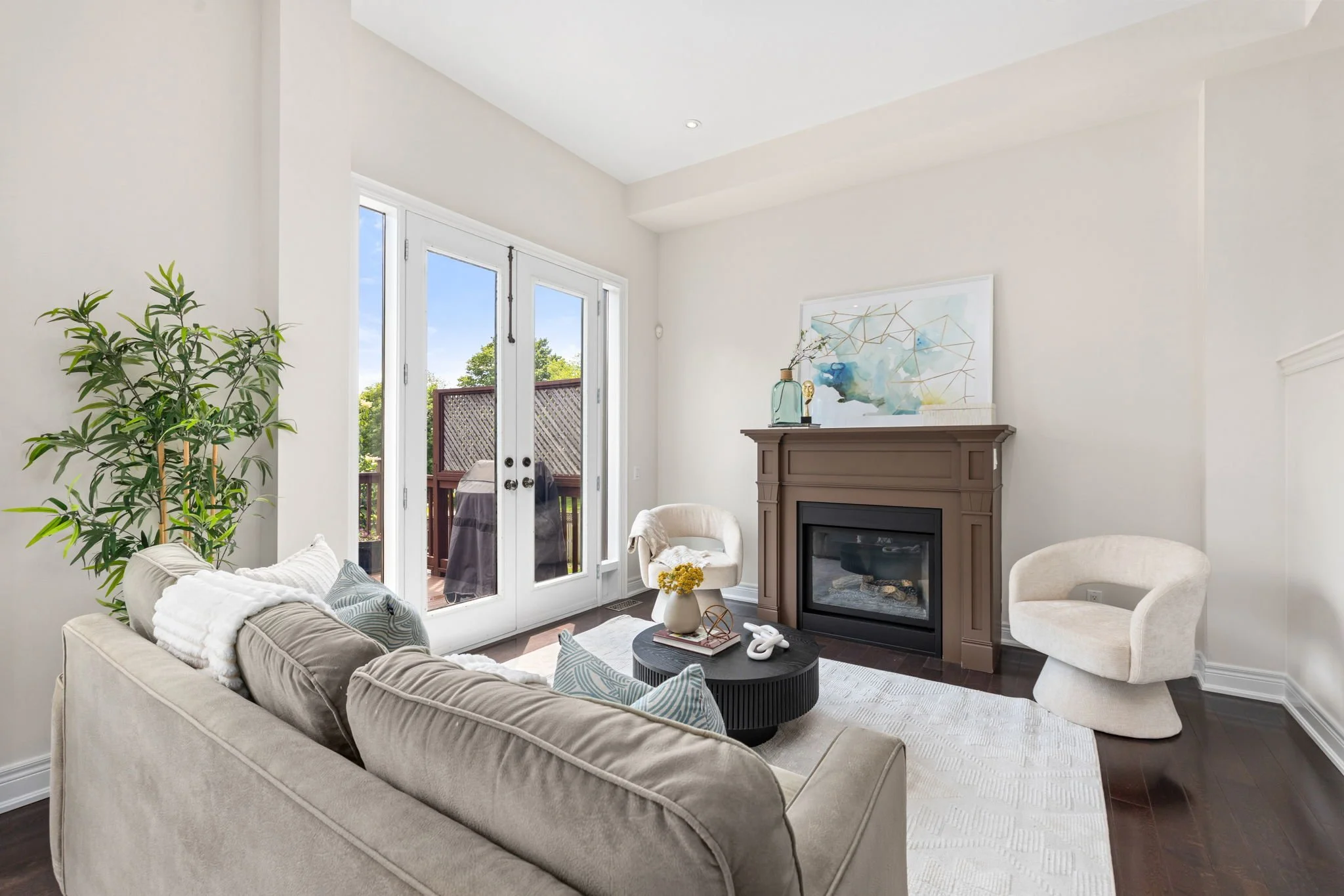 010 - 1113B Islington Ave, Toronto, ON.JPG