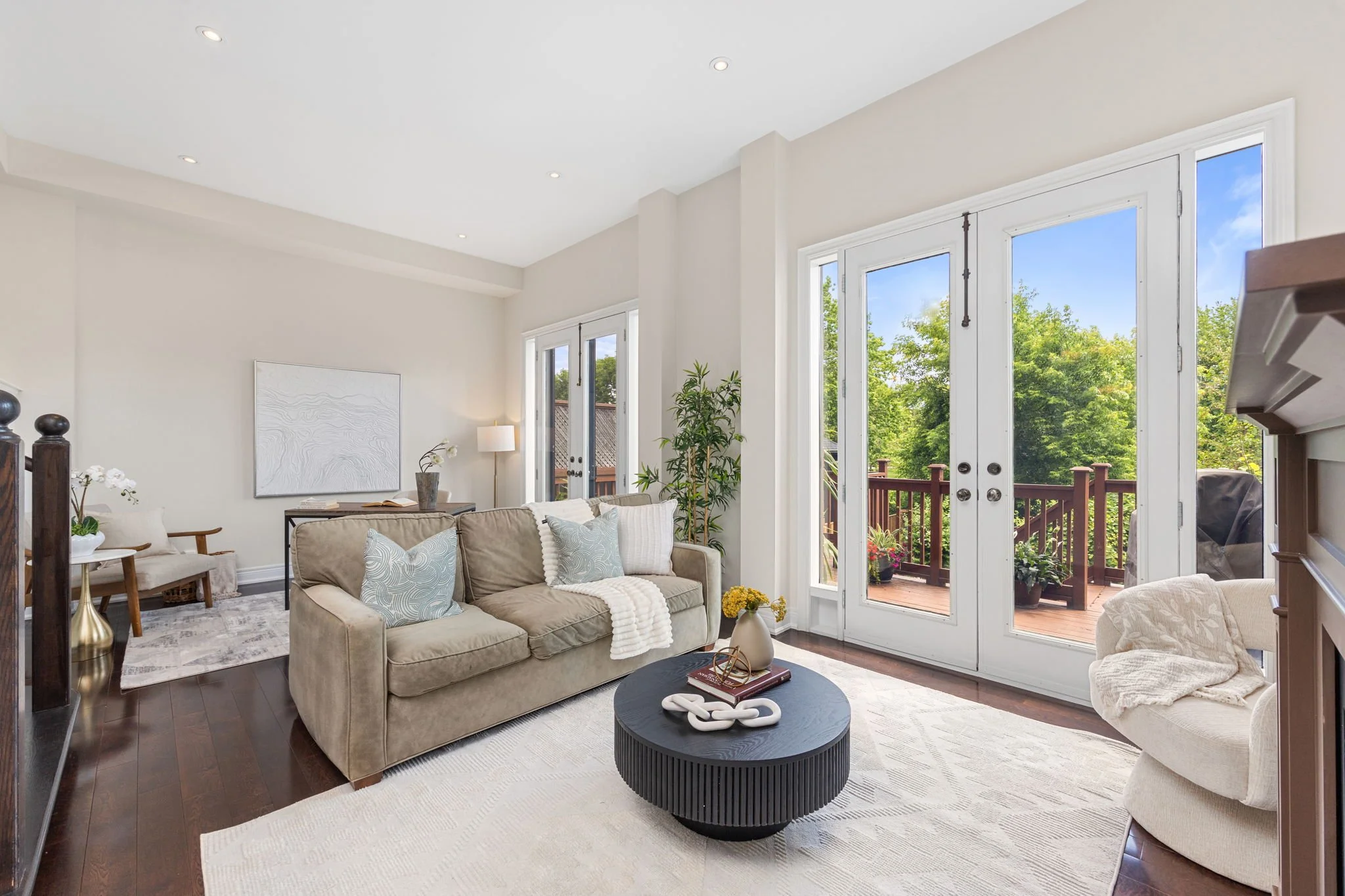 012 - 1113B Islington Ave, Toronto, ON.JPG