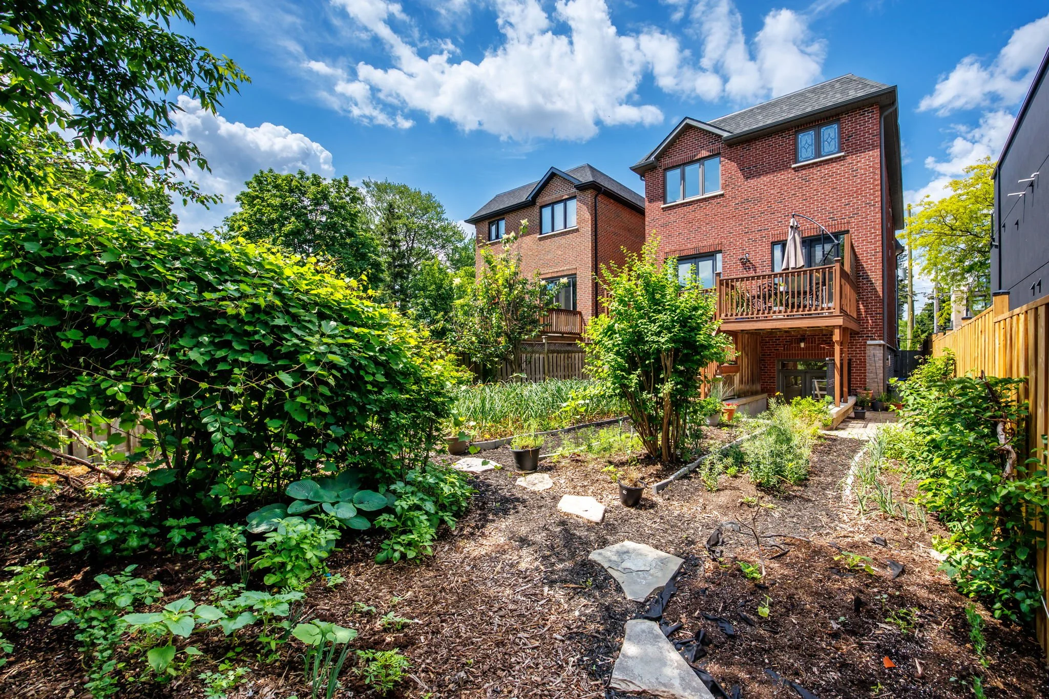 040 - 1113B Islington Ave, Toronto, ON.JPG