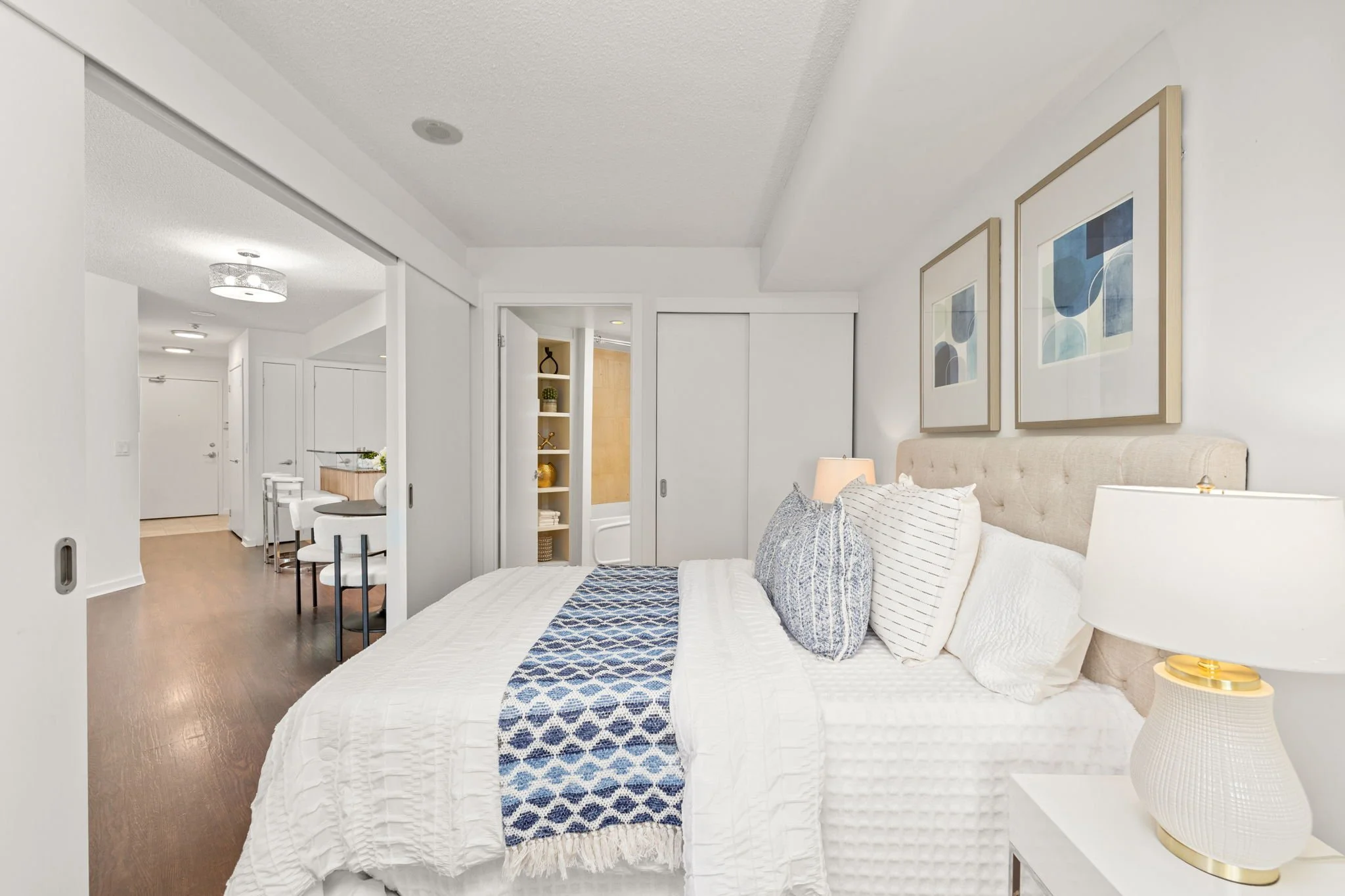 019 - 208 Queens Quay W 804, Toronto.JPG