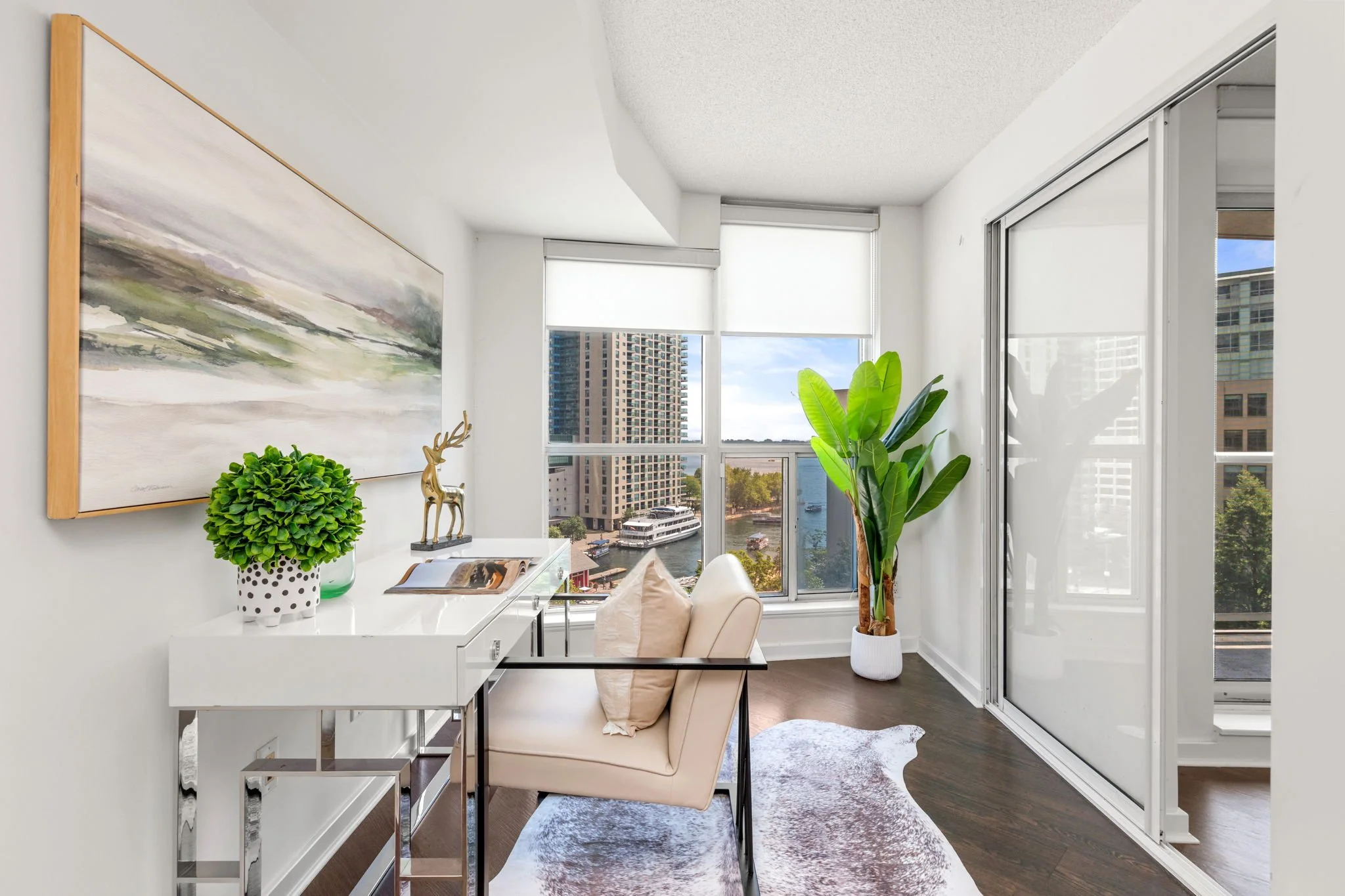 021 - 208 Queens Quay W 804, Toronto.JPG
