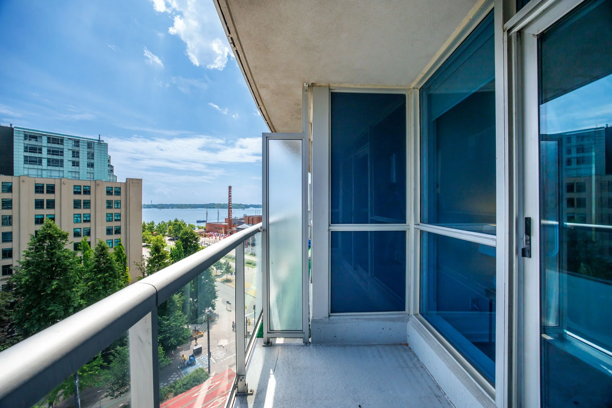 025 - 208 Queens Quay W 804, Toronto.JPG