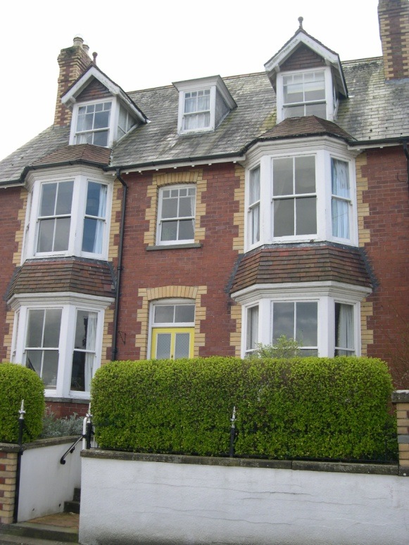 This house was probably built between 1901 and 1911