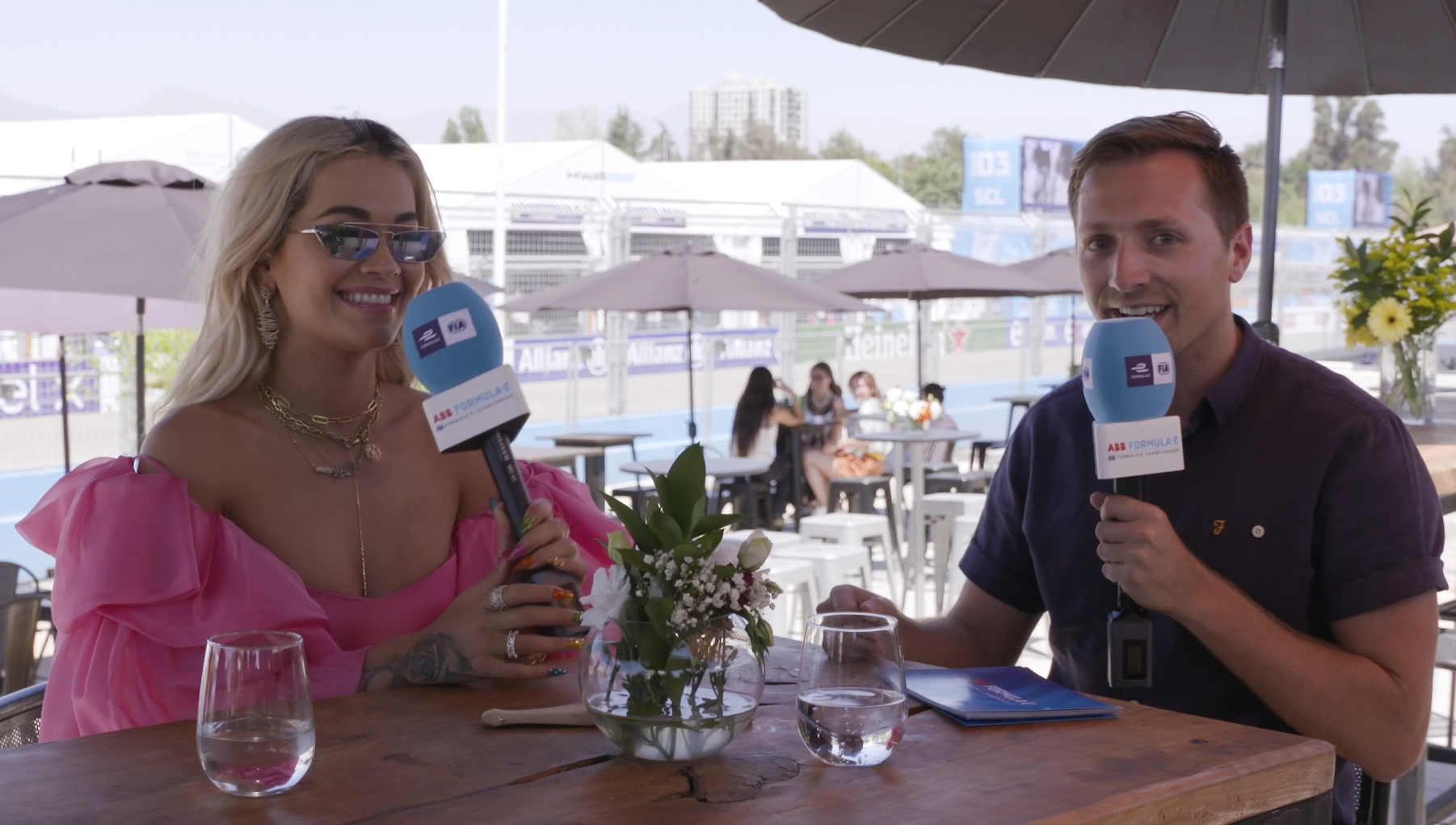 2019_PRESENTER SHOWREEL_v5.00_00_16_03.Still003.png