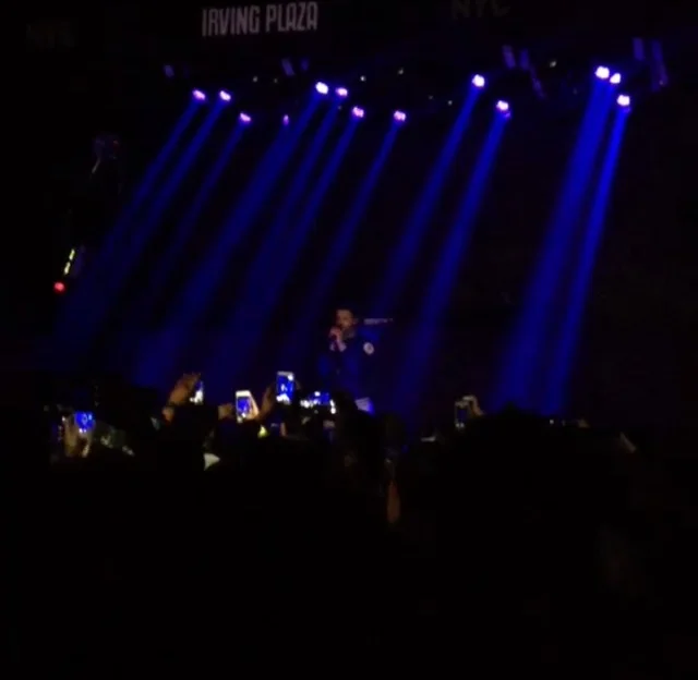 Can You Really Enjoy A Concert If You Have Your Phone In Your Hand?