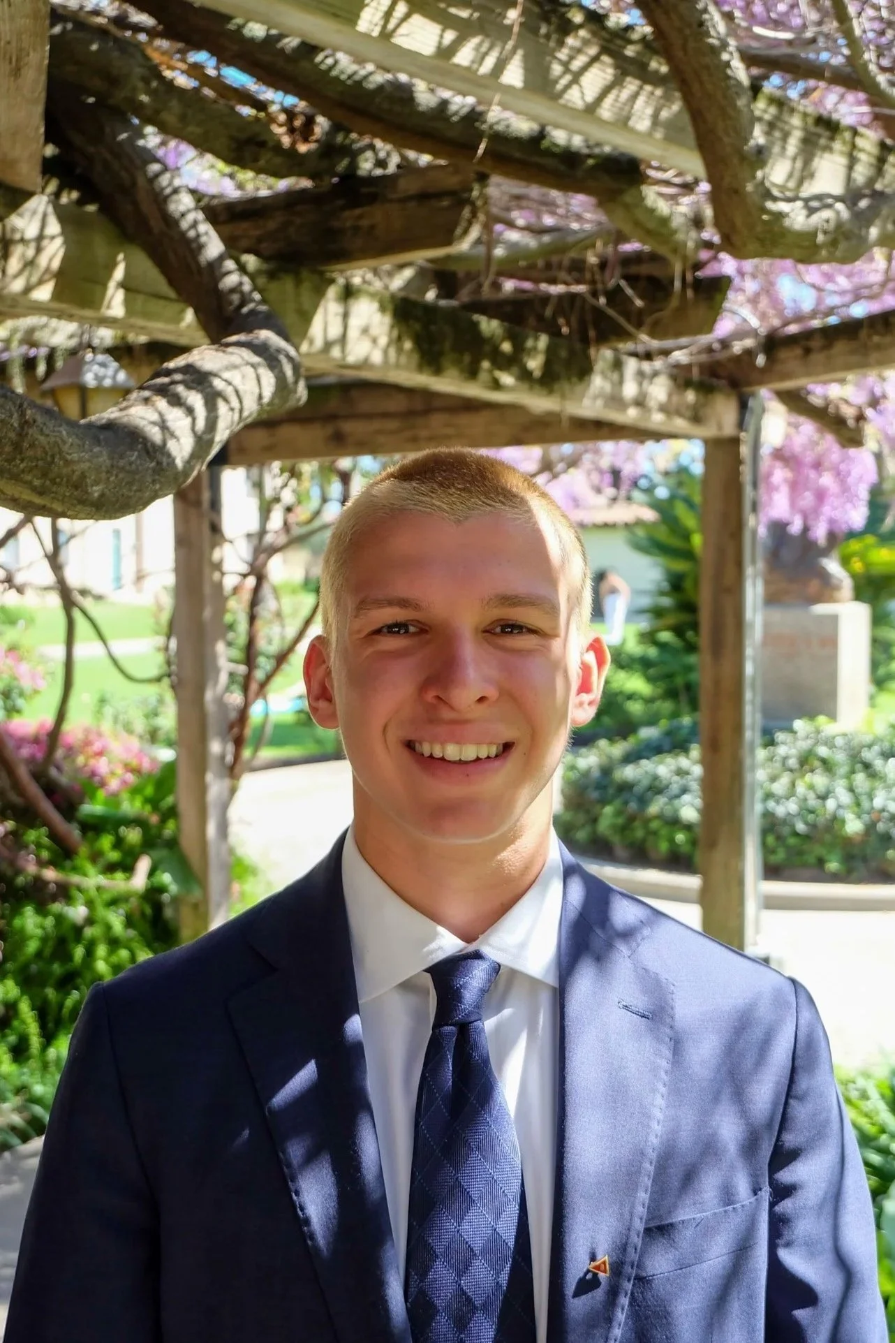 Cole Adam | Finance &amp; Economics '29