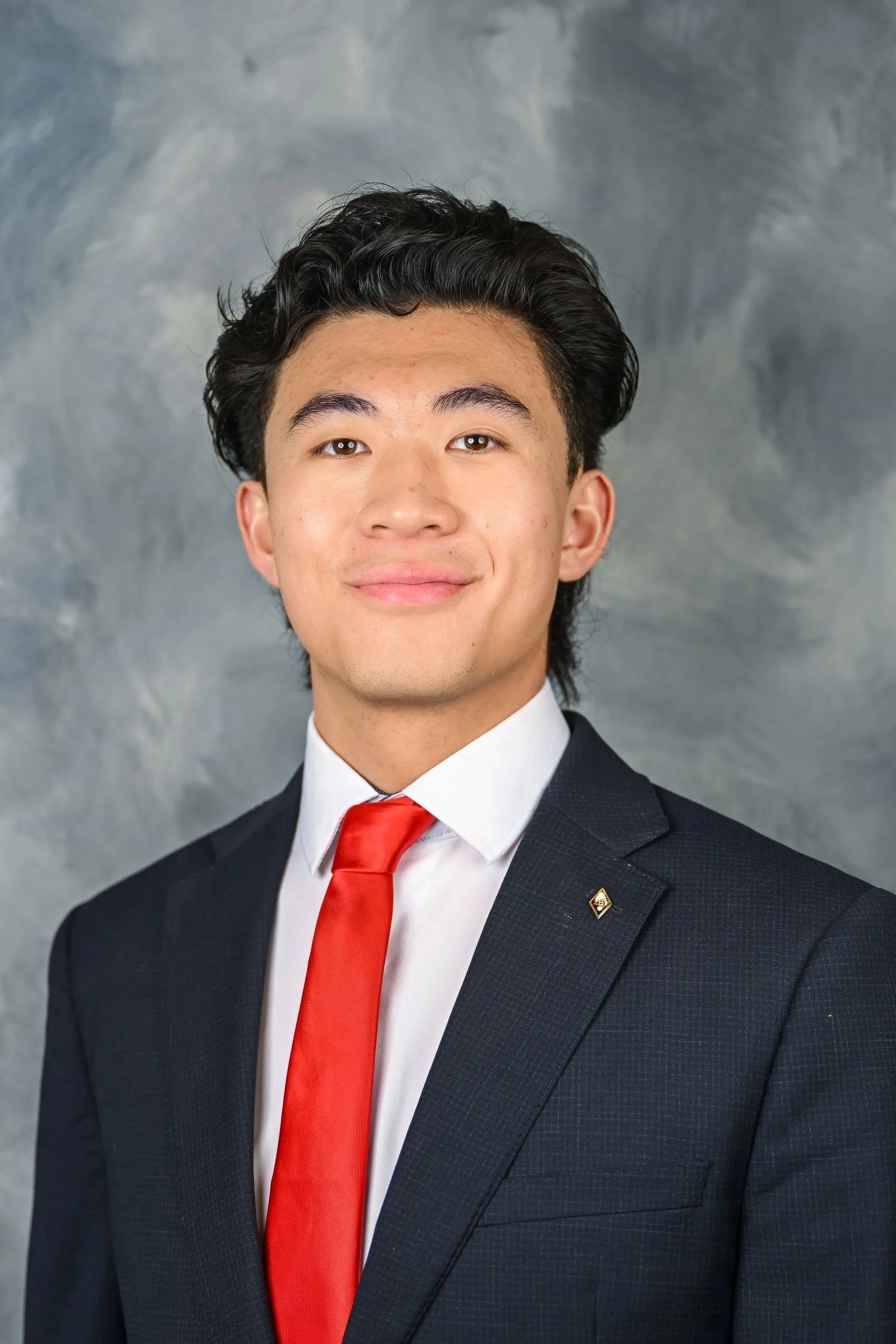 Leon Qin | Finance '27
