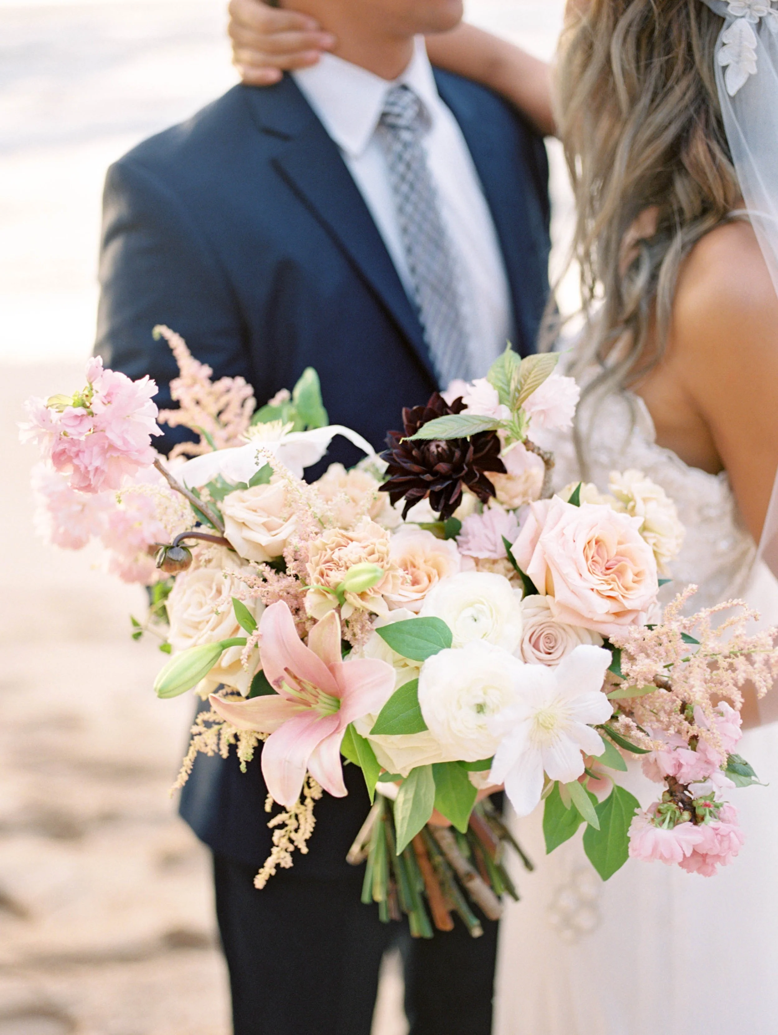 Bouquet - Posh Garden Unstructured - KerryJeanePhotography - 14.jpg