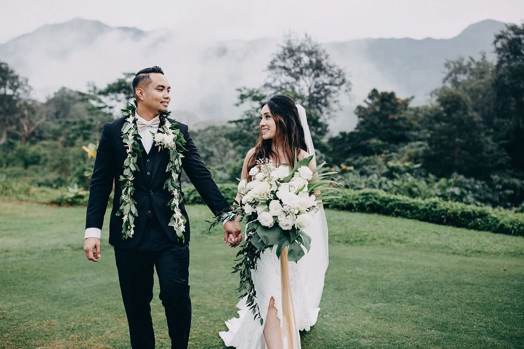 Bouquet - Tropical Boho Unstructured- Gabby&Ron - 37.JPG