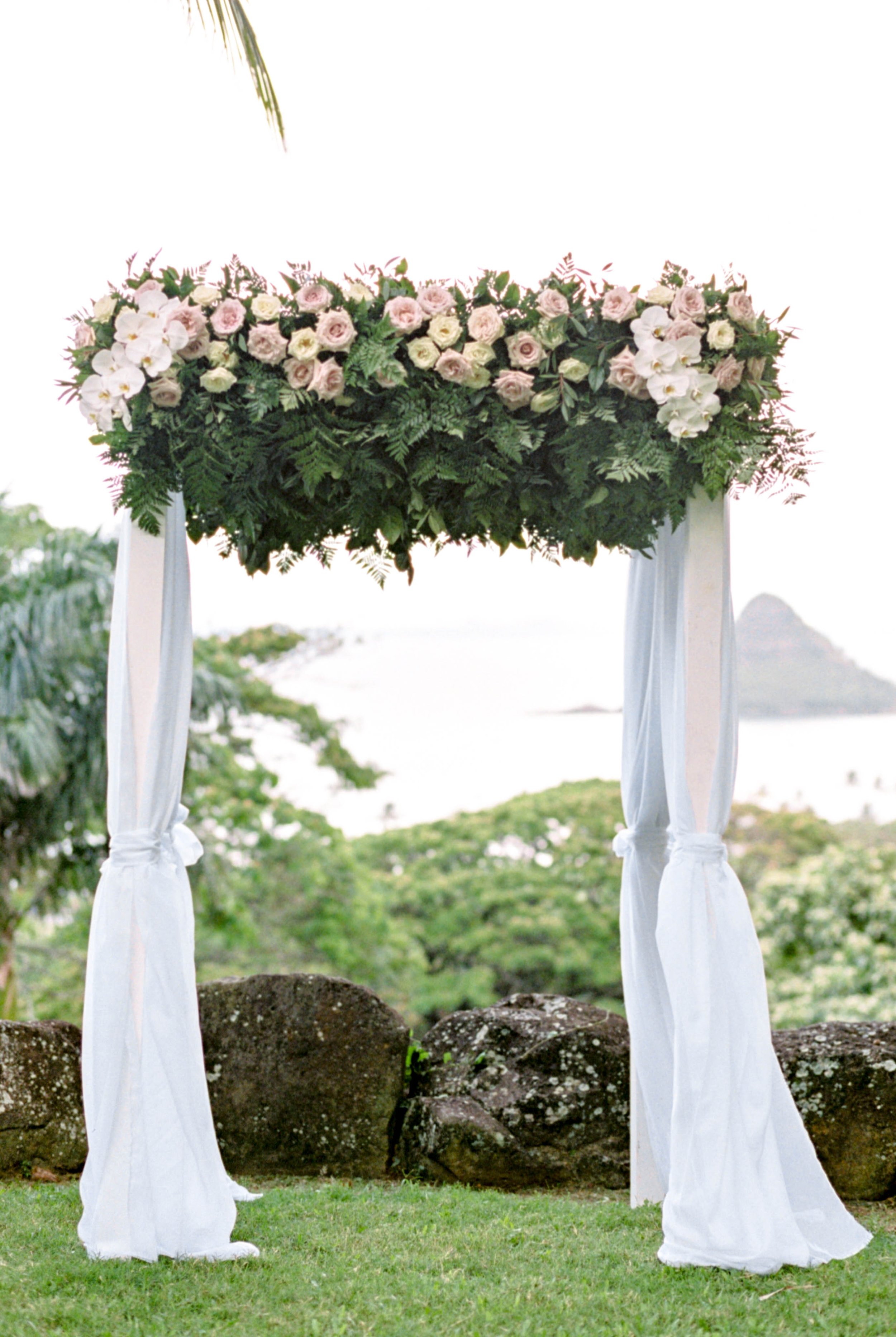 Ceremony - Posh Garden - Kerry Jeanne - 4.jpg