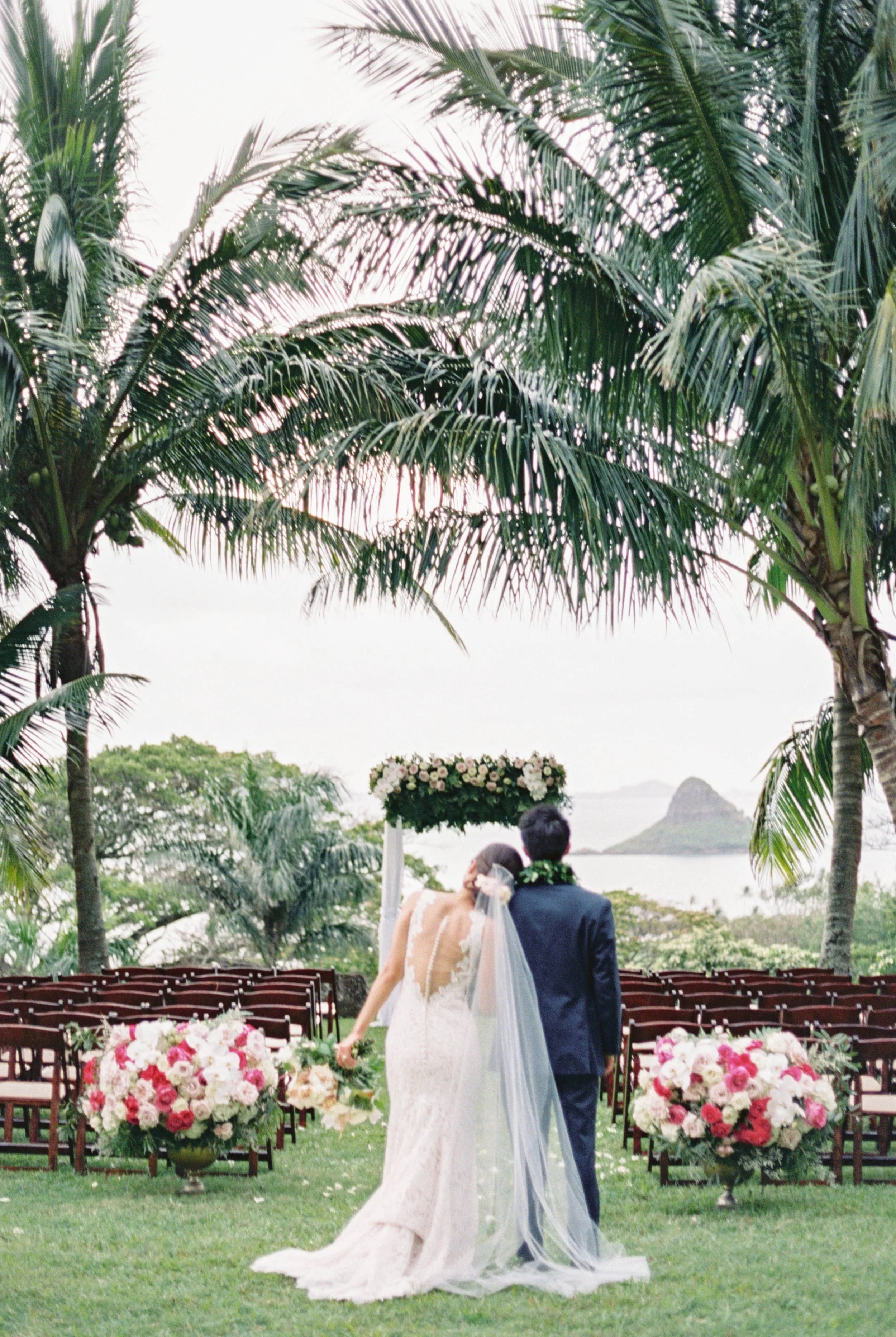 Ceremony - Posh Garden - Kerry Jeanne - 6.jpg