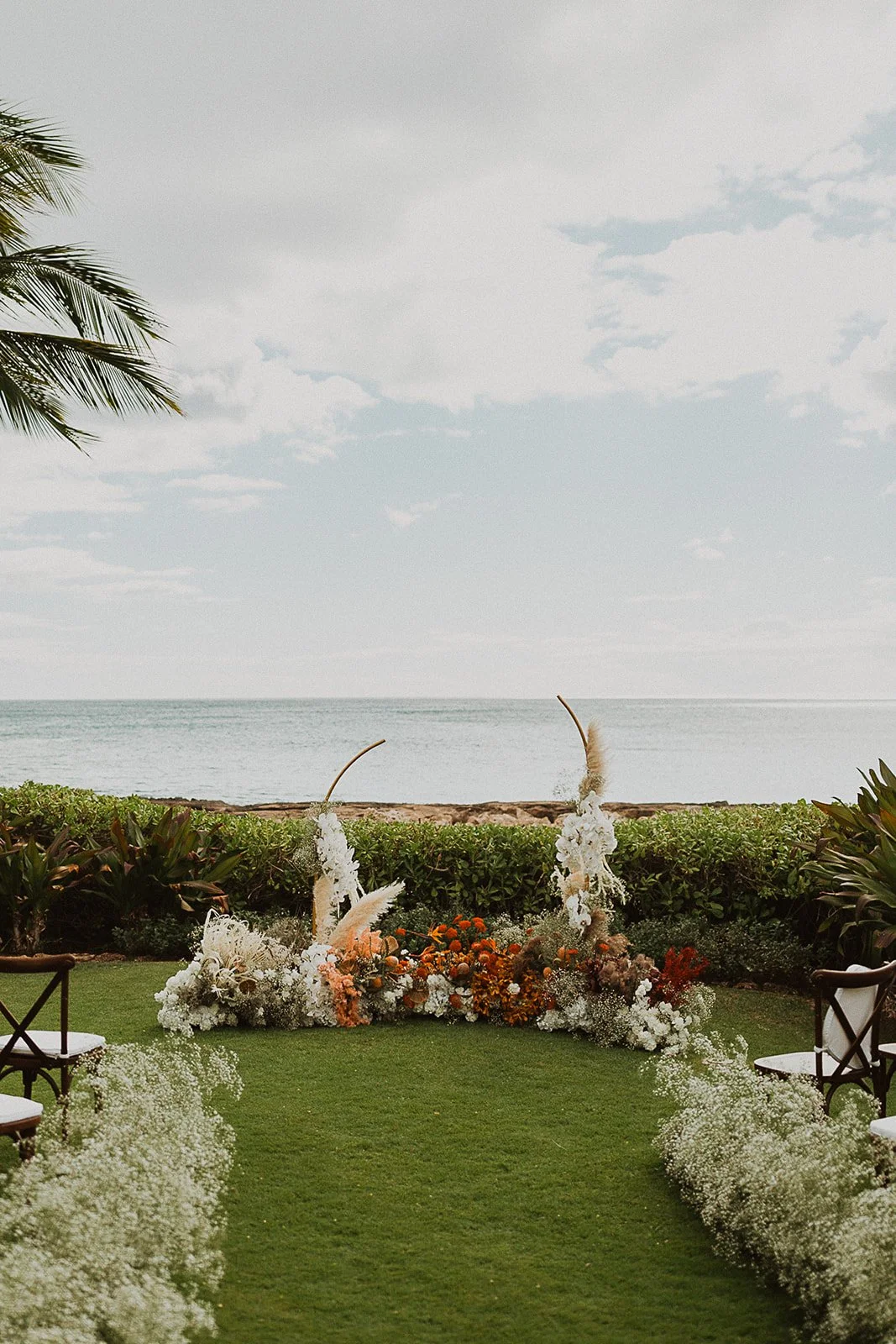 a-j-four-seasons-oahu-wedding-0288.jpg