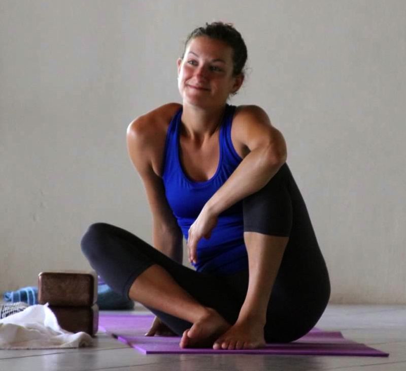 rachelpikeyoga_biophoto.jpeg