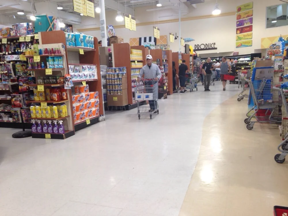 econo 5 store.jpg