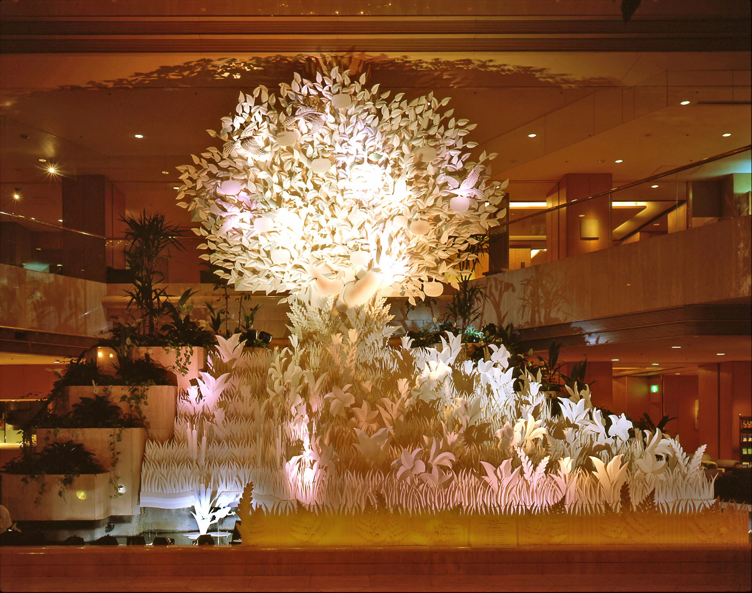 ANA HOTEL TOKYO Apple Tree1.jpg