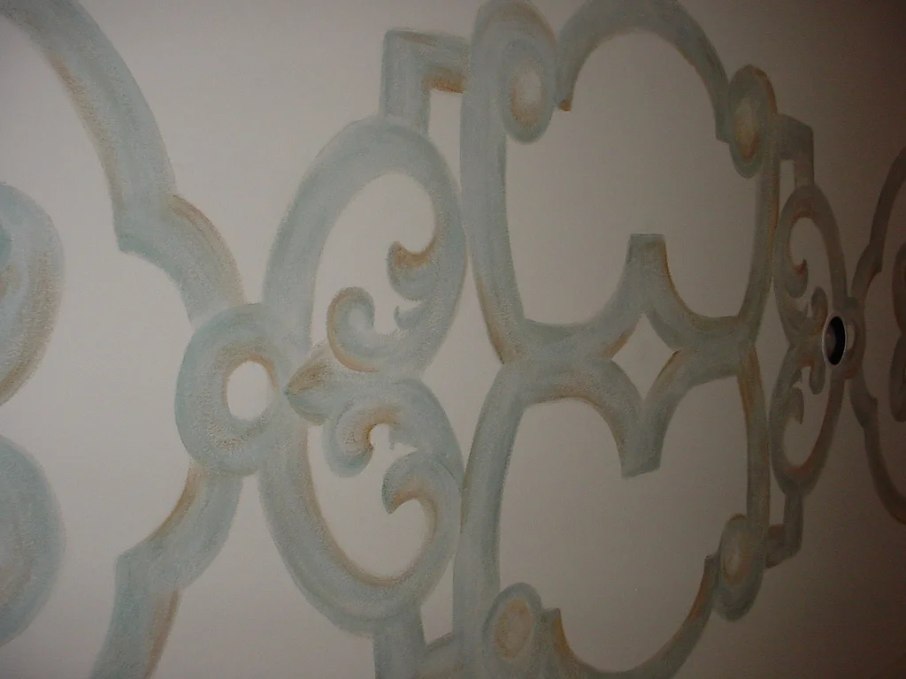 Large pattern painted on entry ceiling