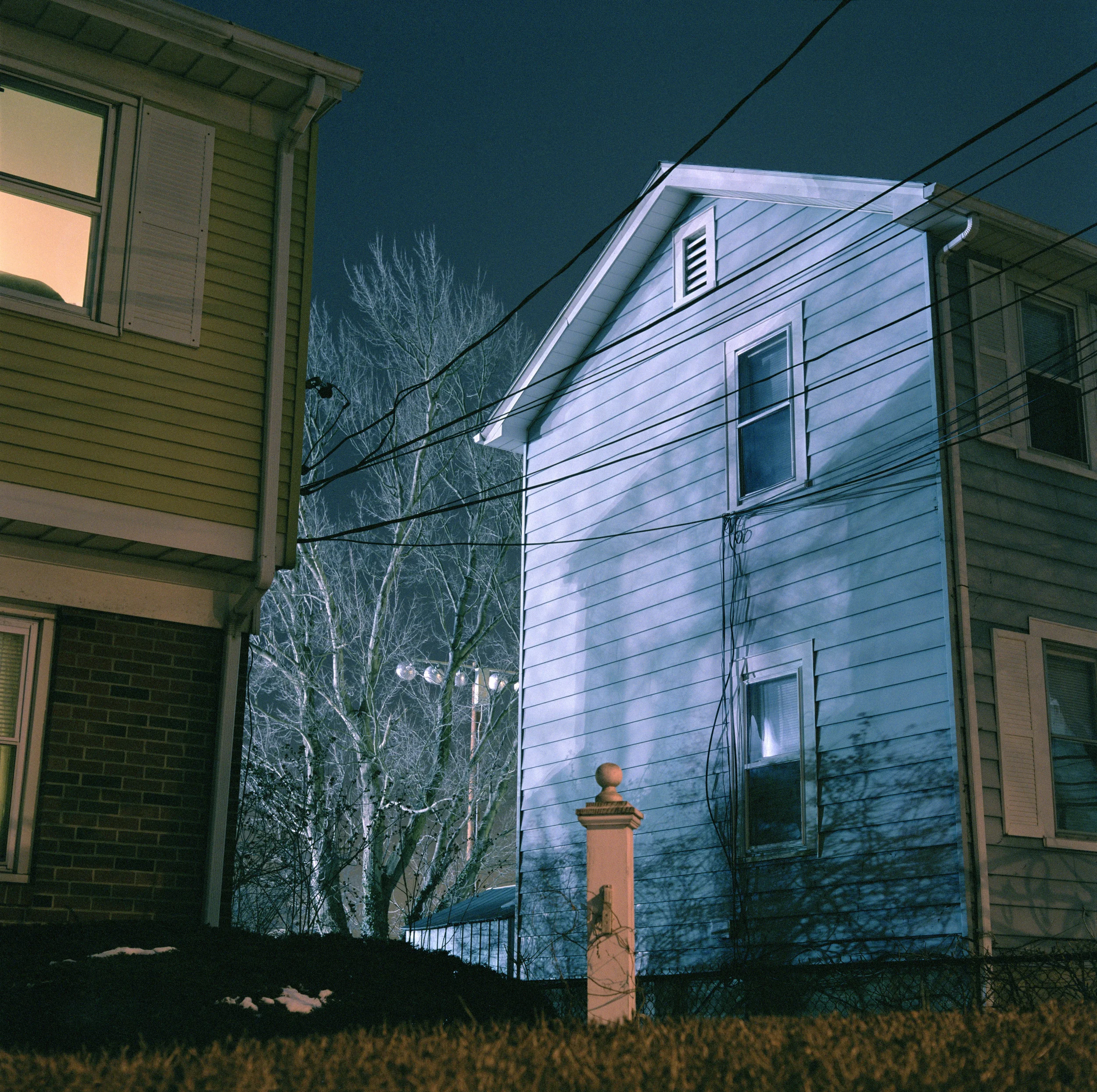 blue house(e) .jpg