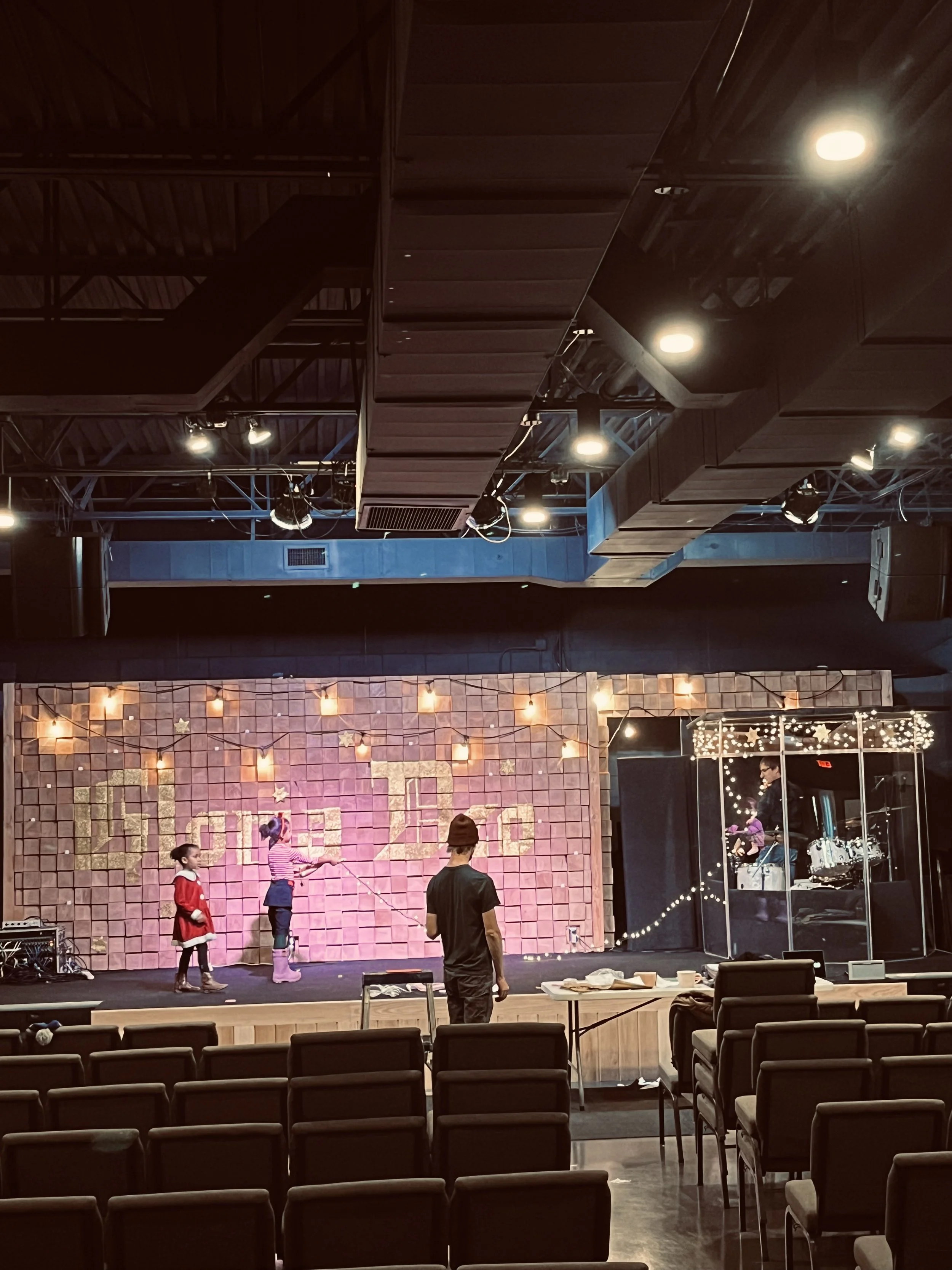 Christmas Decorating Party 6.jpeg