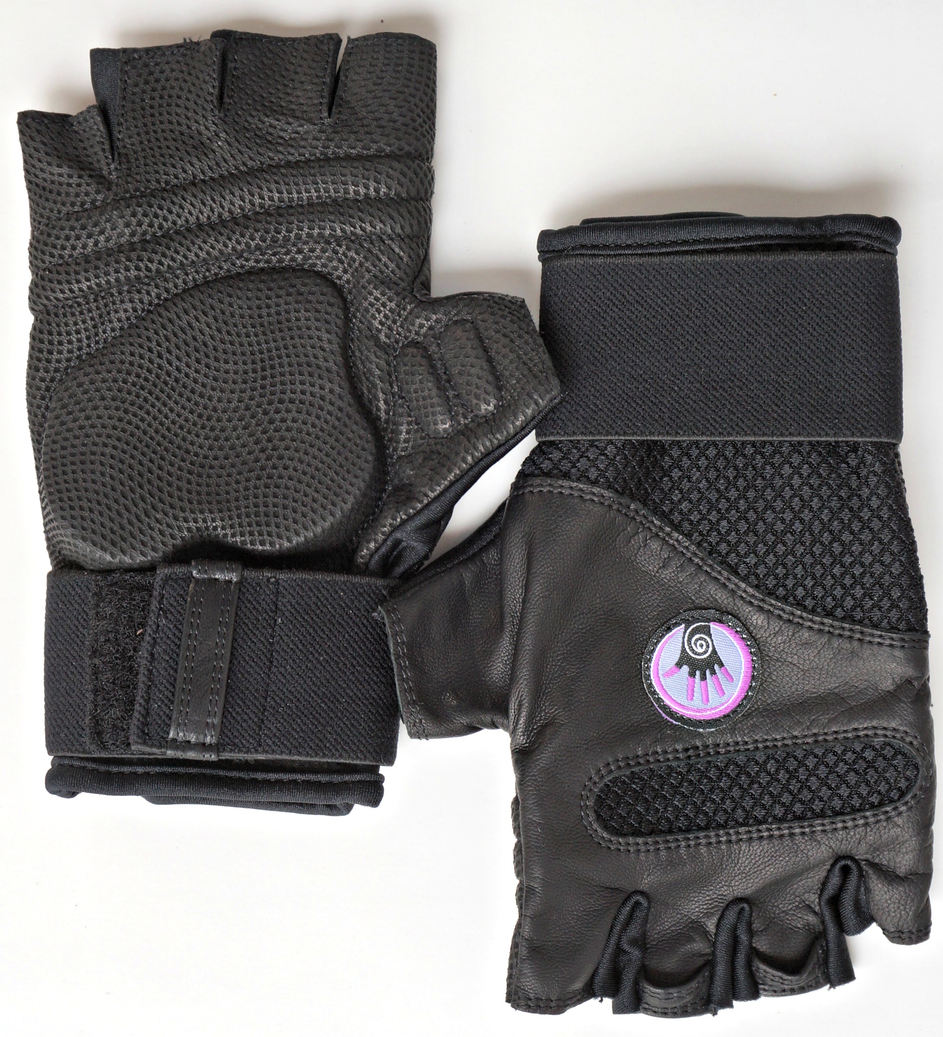 WAGs Fusion Glove
