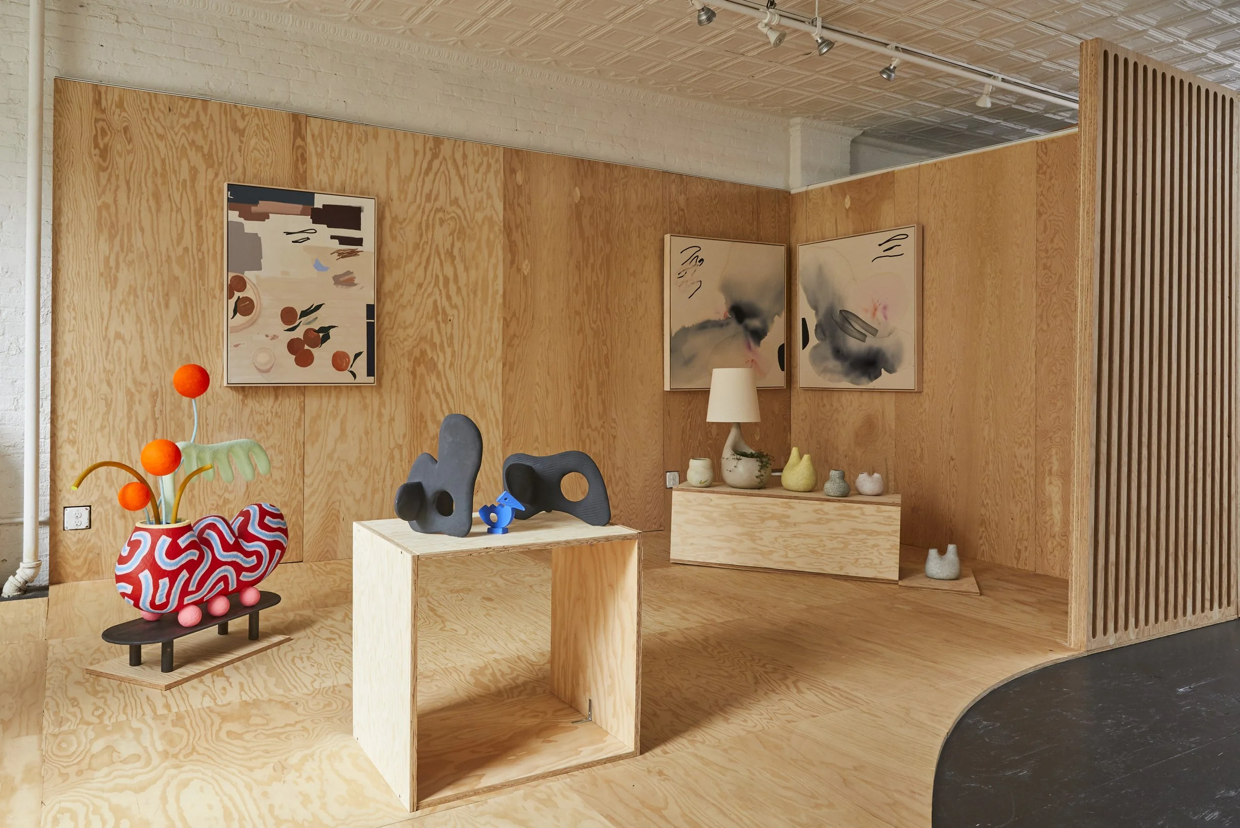 Make-Arrangements-2(Photo by Genevieve Garruppo).jpg