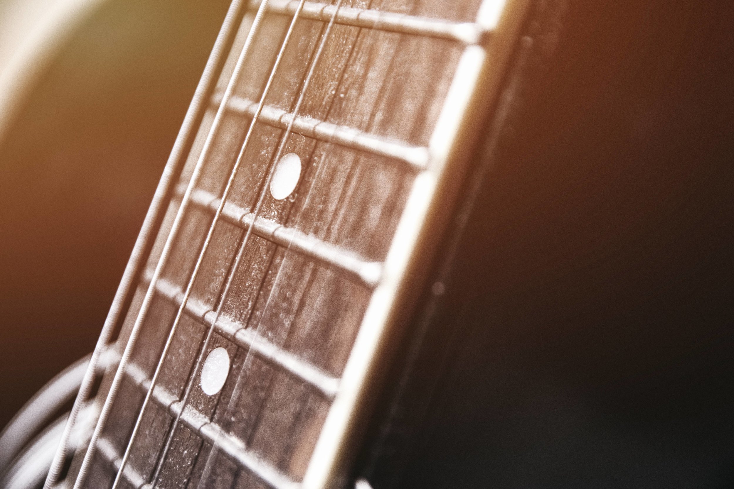 Dylan Baker Music — Acoustic Guitar Strings: Buyers Guide