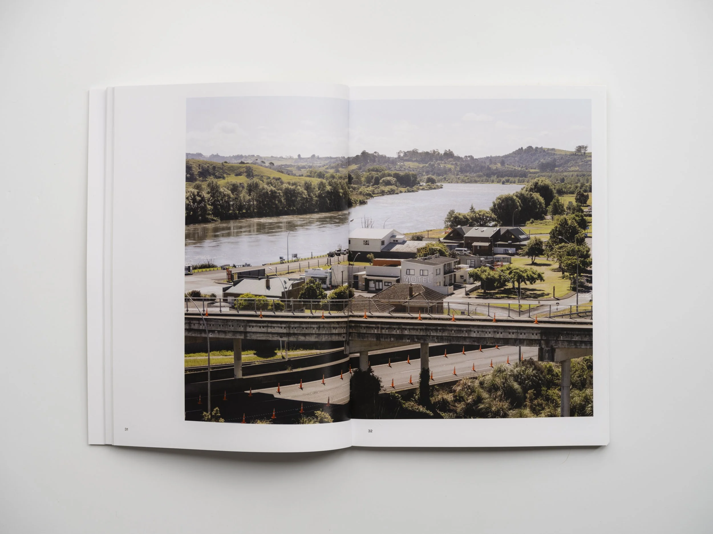 DST-LOI-BOOKSHOTS-0824-7131.jpg