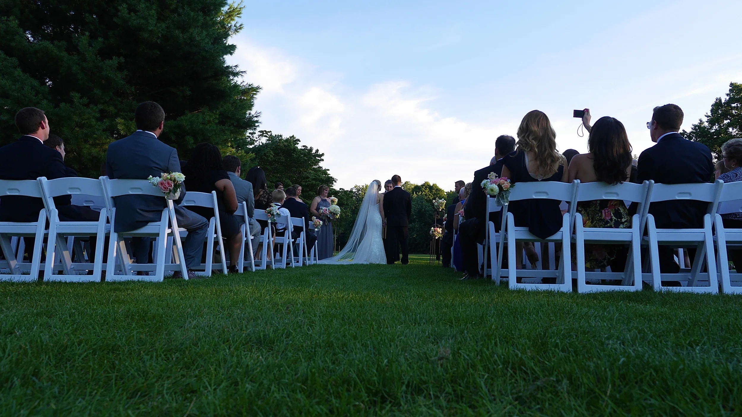 Bride+Groom+Field+Wed+P1090449-2807114057-O.jpg