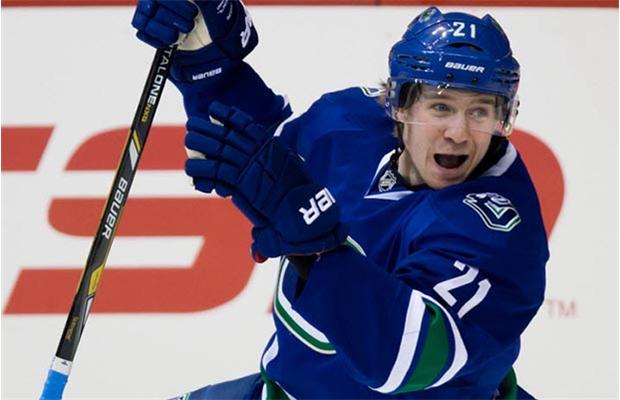 Zac Dalpe as a Canuck.