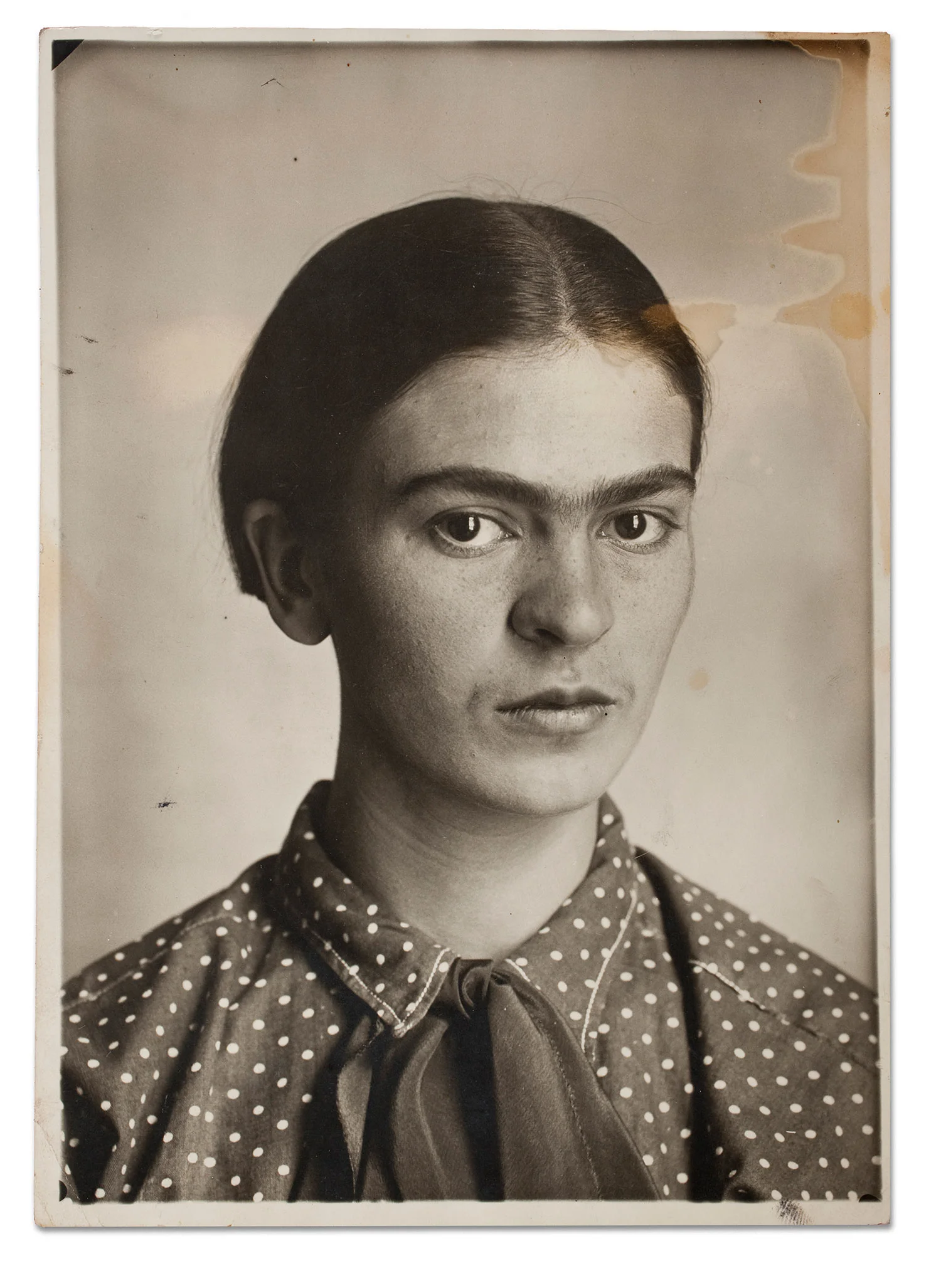 Frida Kahlo, c. 1926. Museo Frida Kahlo.© Diego Riviera and Frida Kahlo Archives, Banco de México, Fiduciary of the Trust of the Diego Riviera and Frida Kahlo Museums.