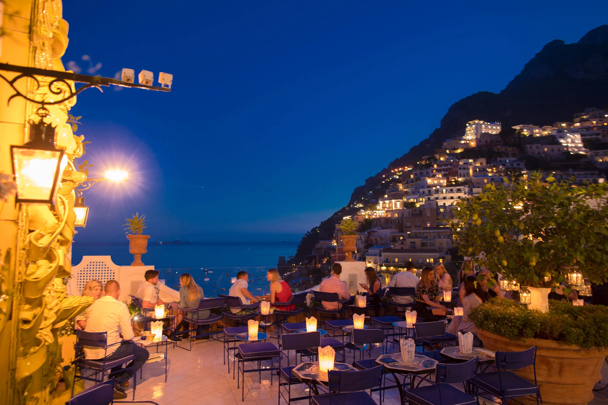 Franco's-at-night.jpg